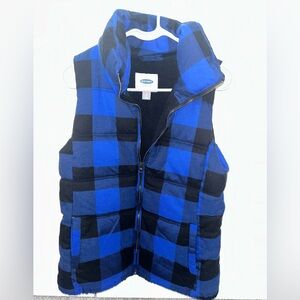 Old Navy blue buffalo plaid puffer vest jacket